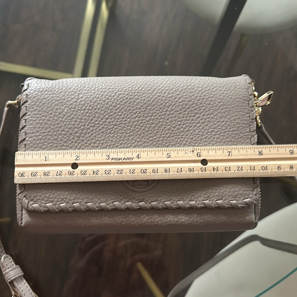 Tory Burch Cream and Tan Crossbody Bag with Whipstitch Detail - Picture 3 of 7